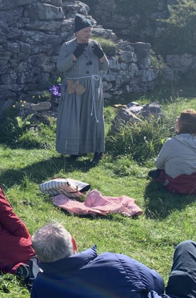 Seanbhean Peig Storyteller